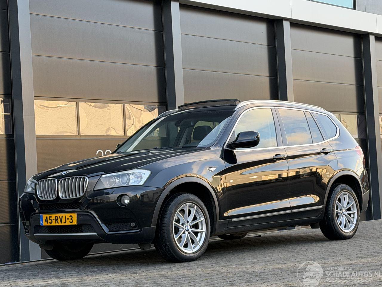 BMW X3 xDrive20d Panorama Camera Xenon Leer