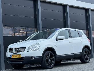 occasion passenger cars Nissan Qashqai 1.6 Panorama Navi Clima PDC 2008/7