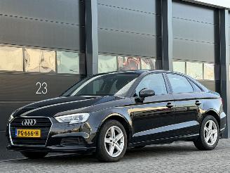 occasione autovettura Audi A3 LIMOUSINE 1.6 TDI Navi Xenon EURO-6 2017/6
