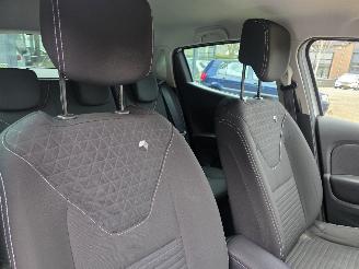 Renault Clio 0.9 TCe picture 11