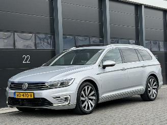voitures voitures particulières Volkswagen Passat 1.4 TSI GTE Virtual Cockpit Pano Camera 2015/10