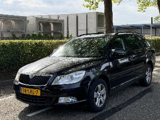Voiture accidenté Skoda Octavia 1.2 TSI Ambition 2010/6