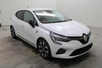 Renault Clio  picture 2
