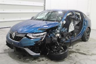 disassembly passenger cars Renault Arkana  2022/5