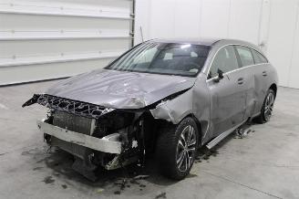 damaged passenger cars Mercedes Cla-klasse CLA 180 2023/8