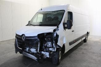 Salvage car Renault Master  2022/8