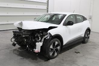 Schadeauto Renault Mégane Megane 2023/2