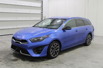 Damaged car Kia Cee d cee'd 2022/6