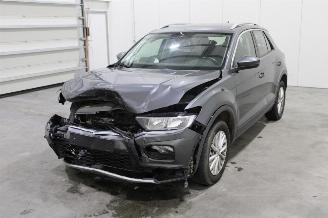 Coche accidentado Volkswagen T-Roc  2019/4