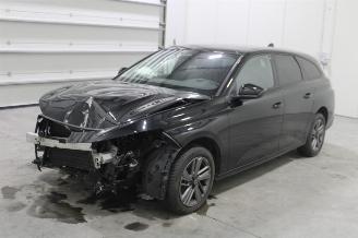 Unfallwagen Peugeot 308  2024/3