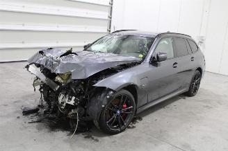 uszkodzony samochody osobowe BMW 3-serie 320 2022/2