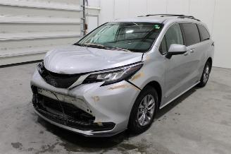 skadebil auto Toyota Sienna  2021/4