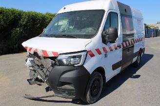 krockskadad bil auto Renault Master  2021/6