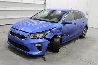 skadebil auto Kia Cee d cee'd 2019/1