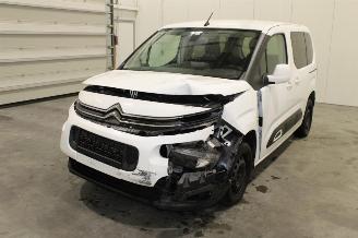 krockskadad bil auto Citroën Berlingo  2021/5