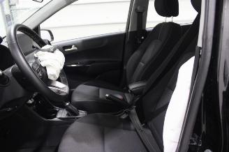 Kia Picanto  picture 10