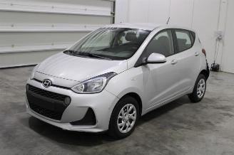 krockskadad bil auto Hyundai I-10 i10 2019/1