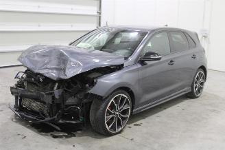 krockskadad bil auto Hyundai I-30 i30 2018/6