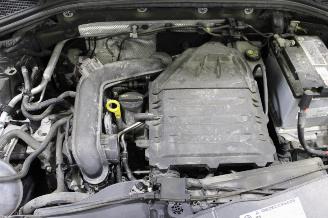 Volkswagen T-Roc  picture 15