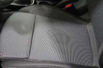 Opel Crossland X picture 21