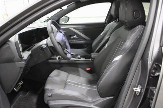 Opel Astra  picture 11