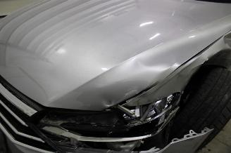 Volkswagen Passat  picture 25