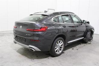 BMW X4  picture 3