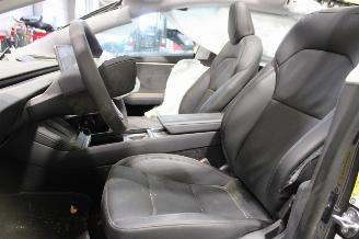 Tesla Model 3  picture 10