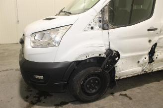 Ford Transit  picture 5