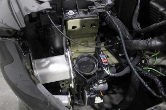 Peugeot 208  picture 24