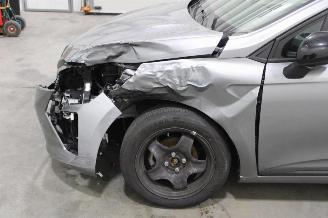 Renault Clio  picture 5