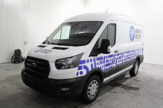 skadebil auto Ford Transit  2023/10