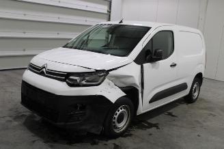 Unfallwagen Citroën Berlingo  2022/6