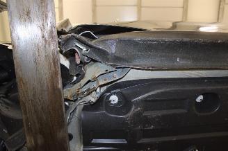 Peugeot 208  picture 18