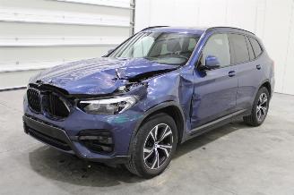 krockskadad bil auto BMW X3  2021/8