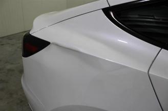 Tesla Model 3  picture 10