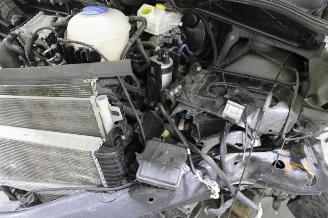 Volkswagen Transporter T6 picture 19