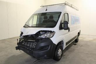 Damaged car Peugeot Boxer  2023/8