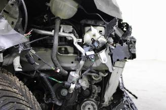 Peugeot 208  picture 19