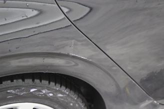 Peugeot 208  picture 17