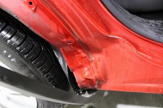 Renault Captur  picture 16