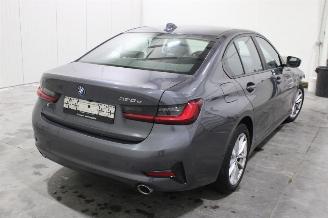 BMW 3-serie 320 picture 3