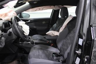 Volkswagen ID.4  picture 13