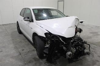 Volkswagen Golf  picture 2