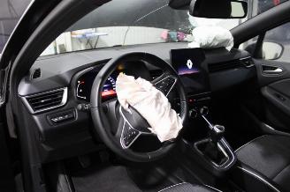 Renault Clio  picture 10