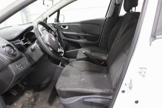 Renault Clio  picture 12
