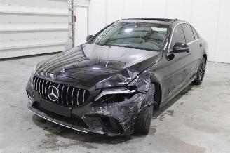 damaged passenger cars Mercedes C-klasse C 300 2019/11
