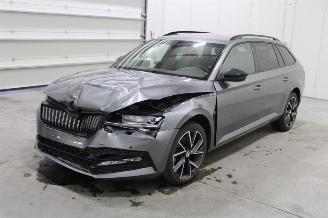 skadebil auto Skoda Superb  2023/4