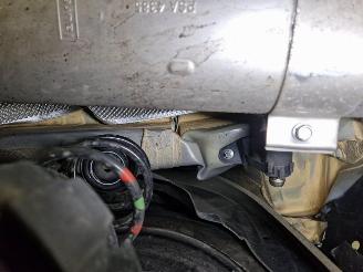 Peugeot 208  picture 18