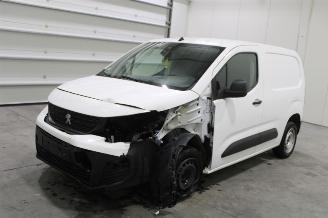Auto incidentate Peugeot Partner  2021/5